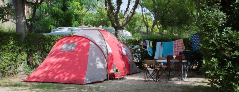 emplacement-camping-theatre-vaison-la-romaine-02